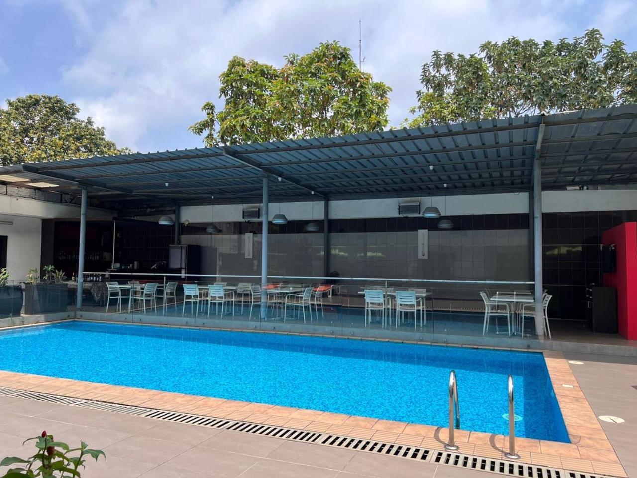 Residence Achenbach Abidjan Buitenkant foto