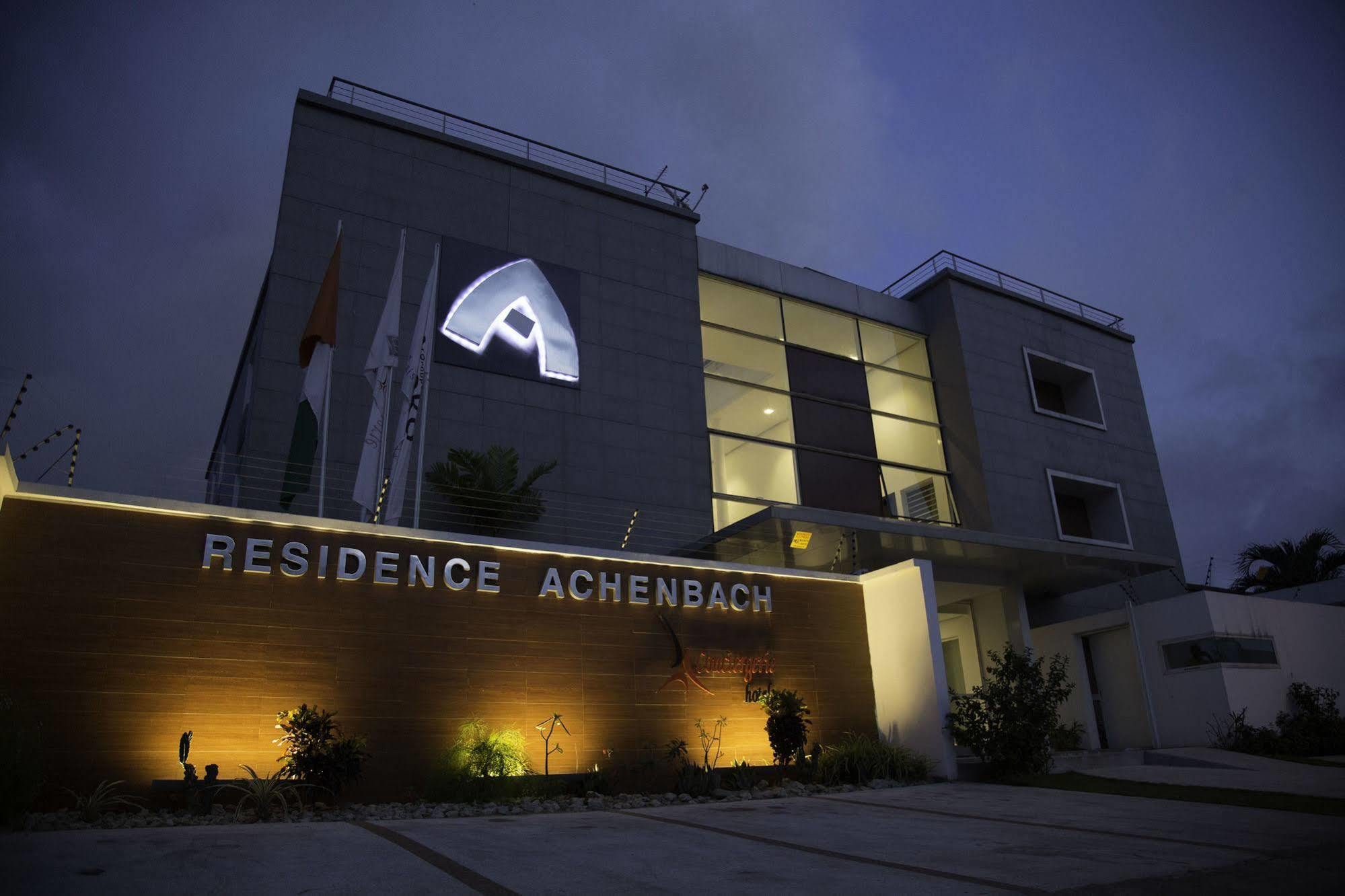 Residence Achenbach Abidjan Buitenkant foto